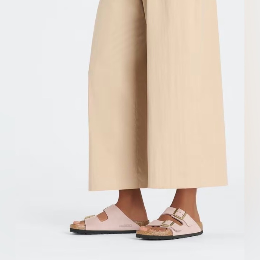 Sold | Birkenstock | Arizona Soft Pink Double Strap Sandals With Gold Buckles - Picture 2 of 11